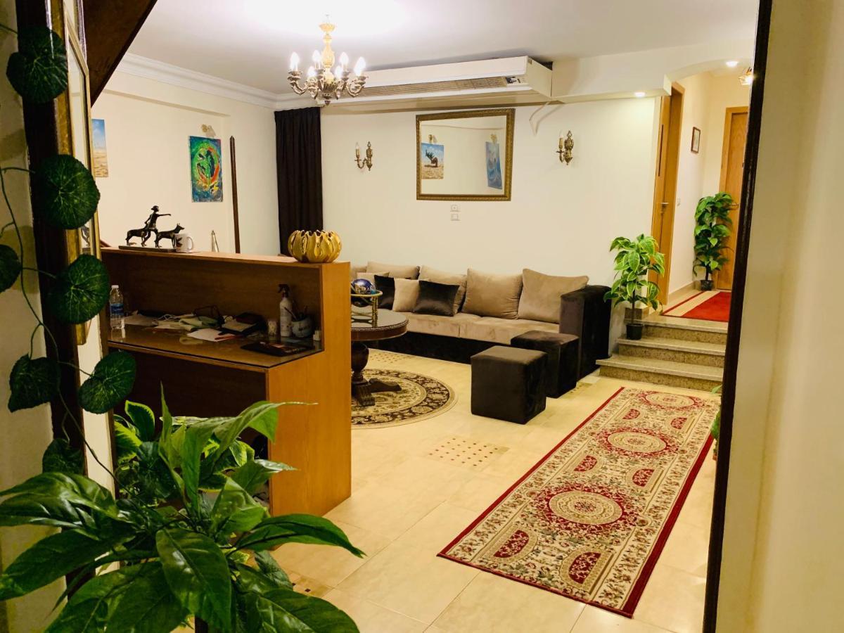 Draz Pyramids View Bed & Breakfast Kafrat al Jabal Bagian luar foto
