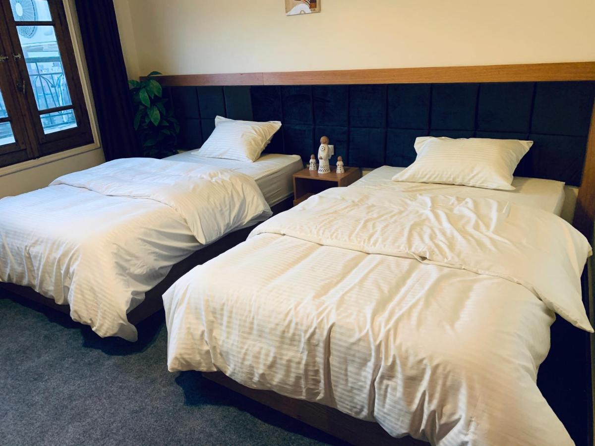 Draz Pyramids View Bed & Breakfast Kafrat al Jabal Bagian luar foto