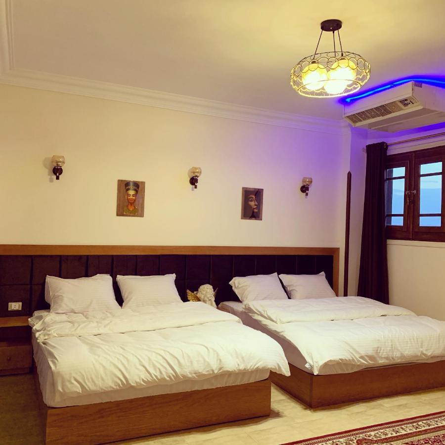 Draz Pyramids View Bed & Breakfast Kafrat al Jabal Bagian luar foto