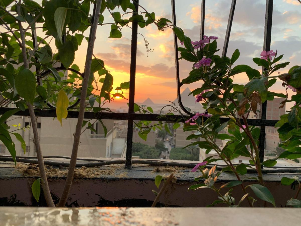 Draz Pyramids View Bed & Breakfast Kafrat al Jabal Bagian luar foto